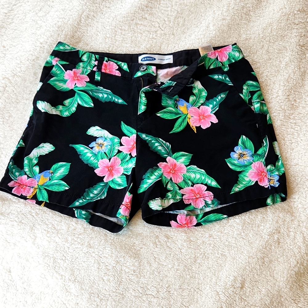 Old navy tropical Hawaiian print shorts size 6